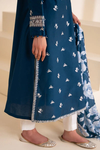 sapphire Embroidered lawn Three Piece SP-D18